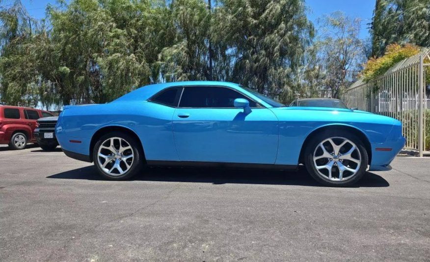 2016 Dodge Challenger SXT Plus Coupe 2D