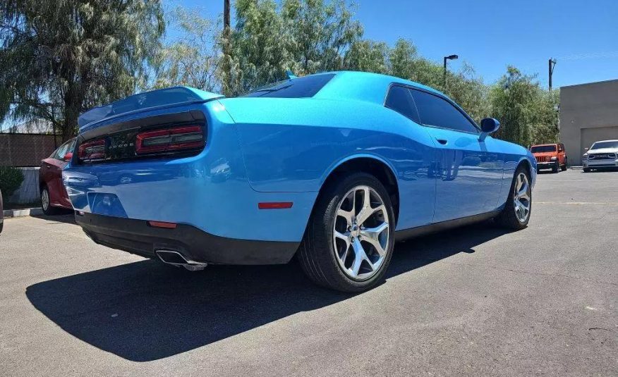 2016 Dodge Challenger SXT Plus Coupe 2D