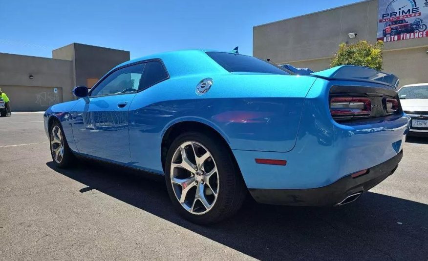 2016 Dodge Challenger SXT Plus Coupe 2D