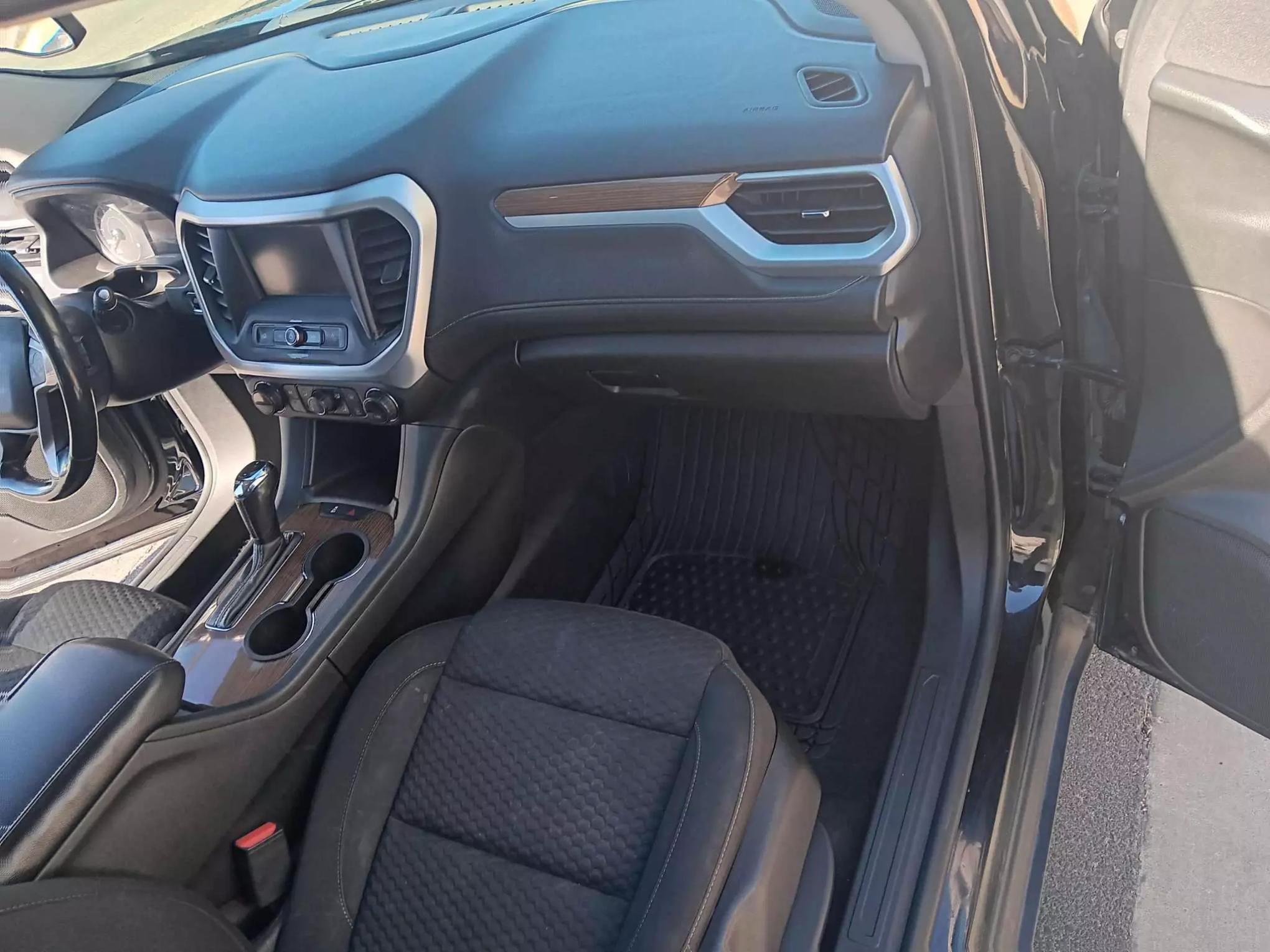 2018 GMC Acadia SLE-1 Sport Utility 4D