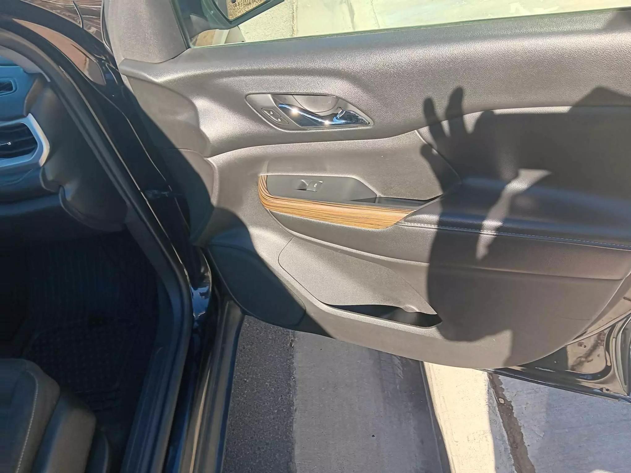 2018 GMC Acadia SLE-1 Sport Utility 4D