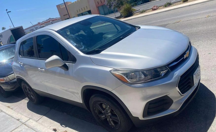 2018 Chevrolet Trax LS Sport Utility 4D