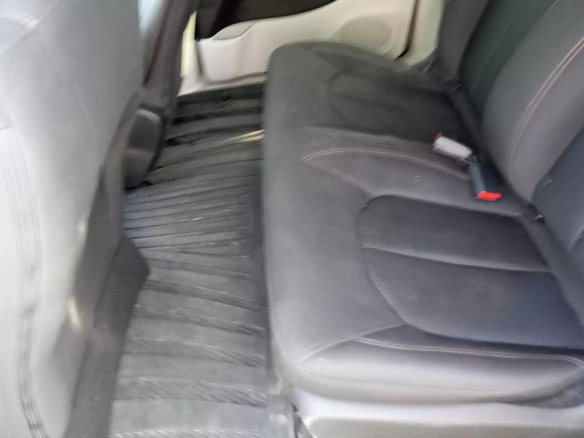 2018 Chrysler Pacifica L Minivan 4D