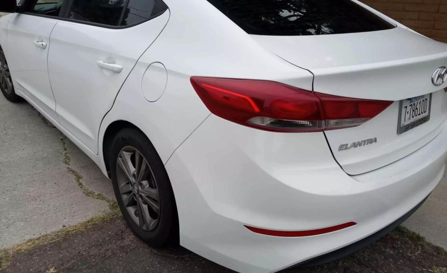 2018 Hyundai Elantra SEL Sedan 4D