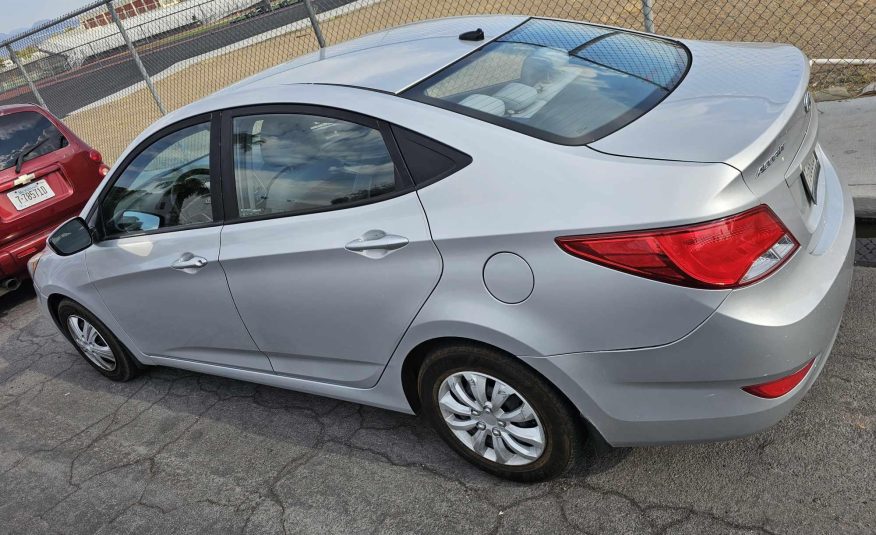 2017 Hyundai Accent SE Sedan 4D