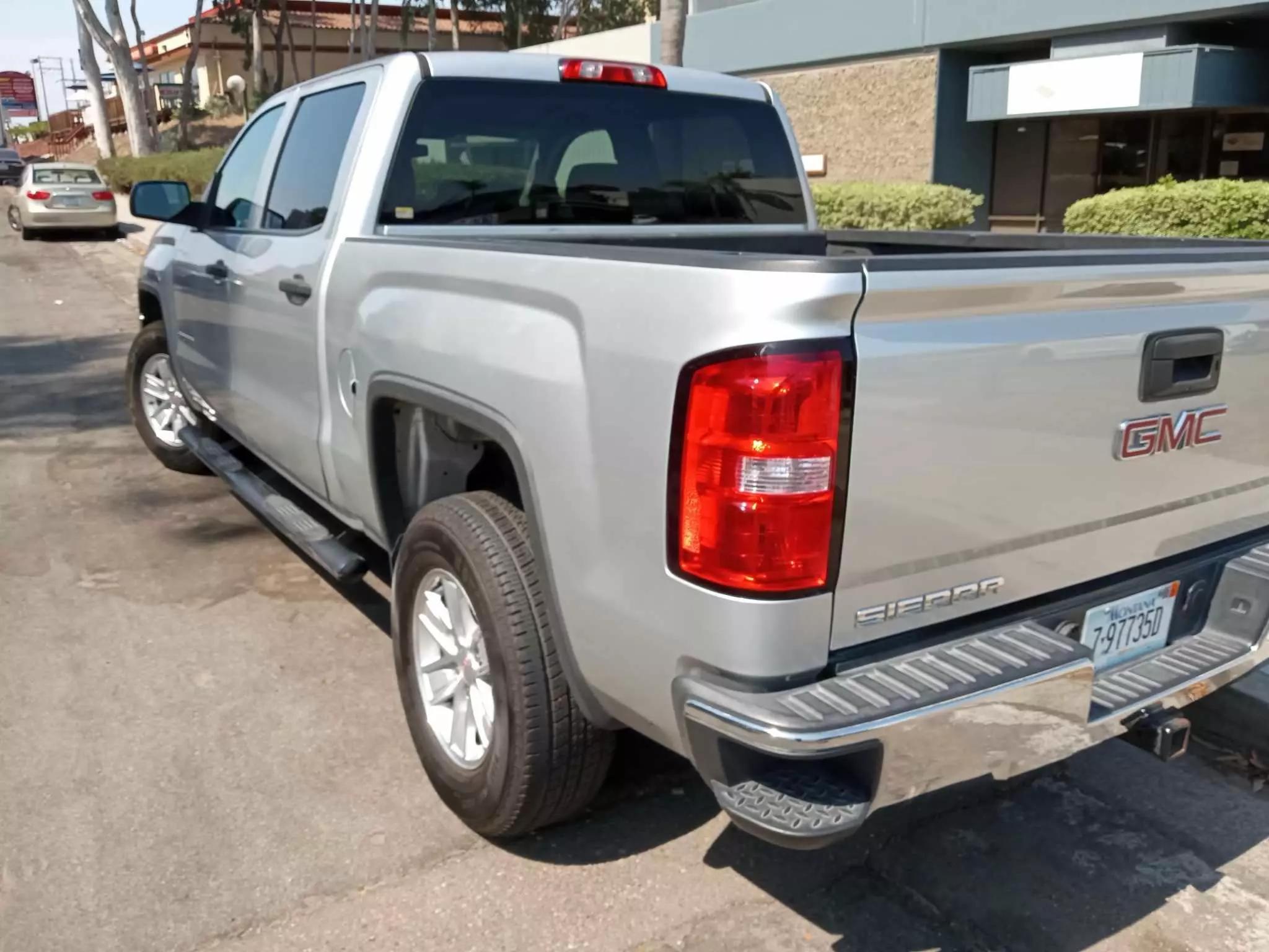 2018 GMC Sierra 1500 Crew Cab Pickup 4D 5 3/4 ft