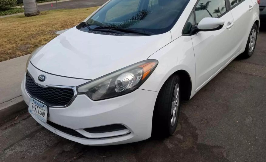 2016 Kia Forte LX Sedan 4D