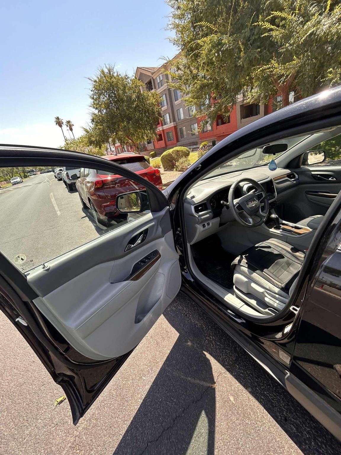 2017 GMC Acadia SLE-1 Sport Utility 4D