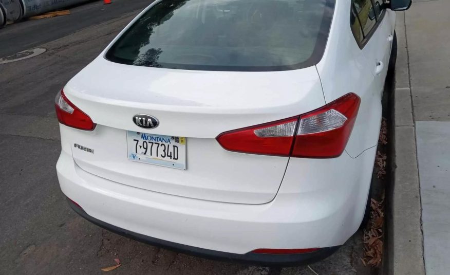 2016 Kia Forte LX Sedan 4D