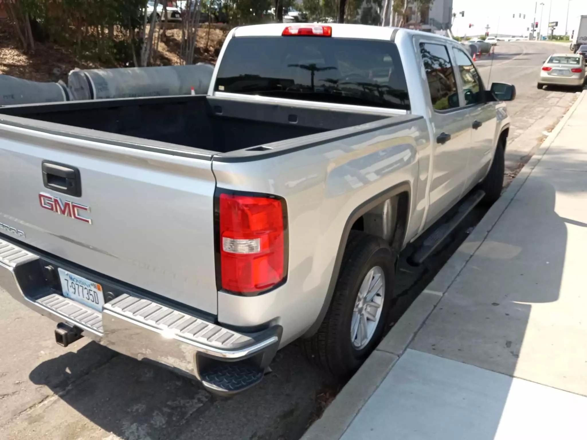 2018 GMC Sierra 1500 Crew Cab Pickup 4D 5 3/4 ft