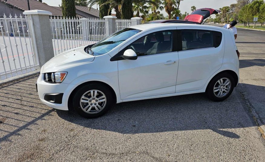 2013 Chevrolet Sonic LT Hatchback Sedan 4D