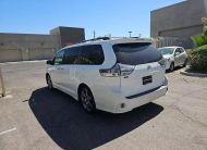 2014 Toyota Sienna SE Minivan 4D