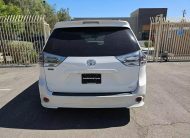 2014 Toyota Sienna SE Minivan 4D