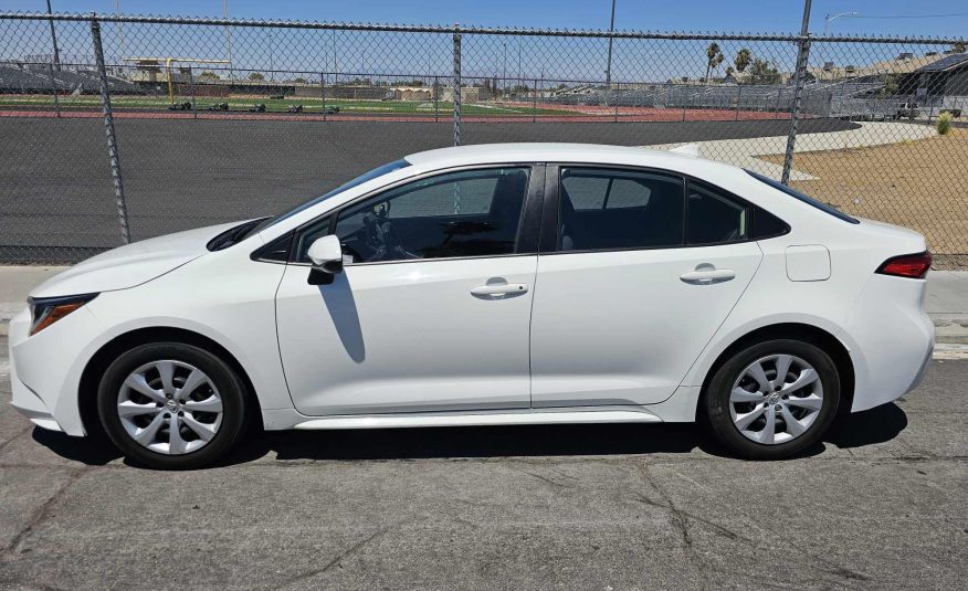 2022 Toyota Corolla LE Sedan 4D