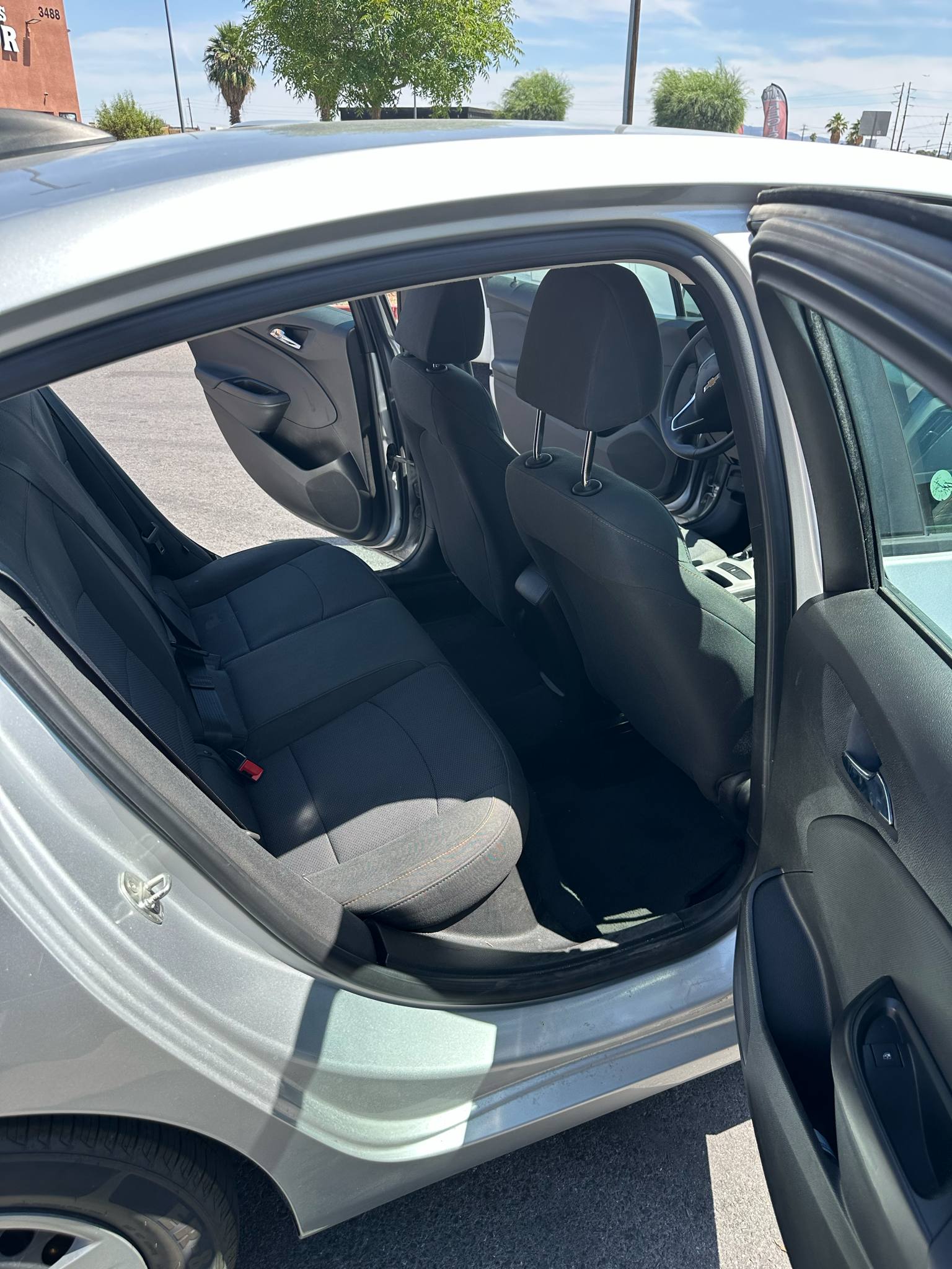 2018 Chevrolet Cruze LS Sedan 4D
