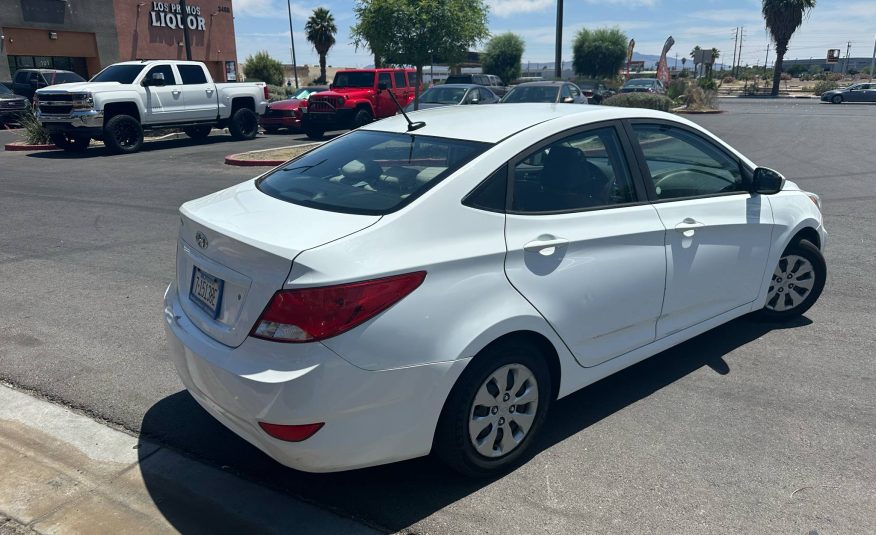 2017 Hyundai Accent SE Sedan 4D