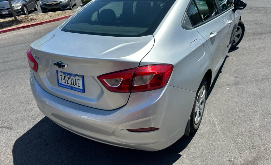 2018 Chevrolet Cruze LS Sedan 4D