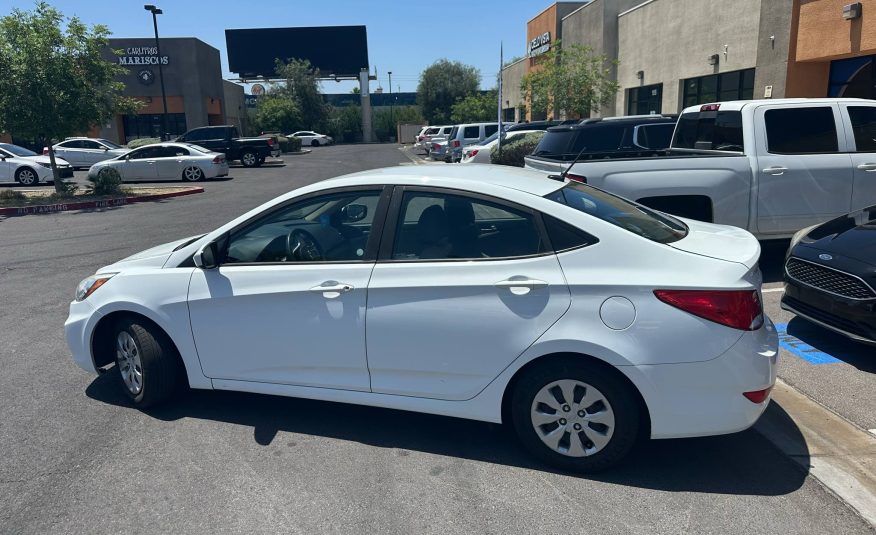 2017 Hyundai Accent SE Sedan 4D