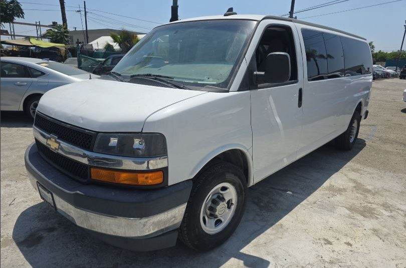 2017 Chevrolet Express 3500 Passenger LT Extended Van 3D